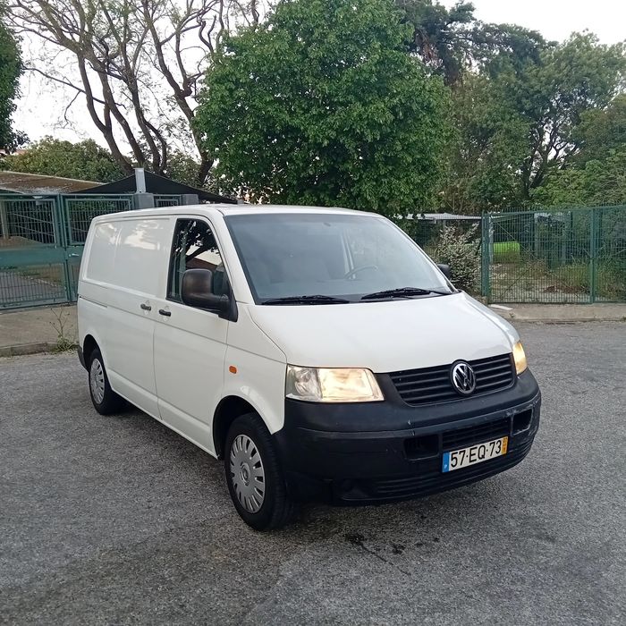 Volkswagen Transporter T5 1.9 TDI