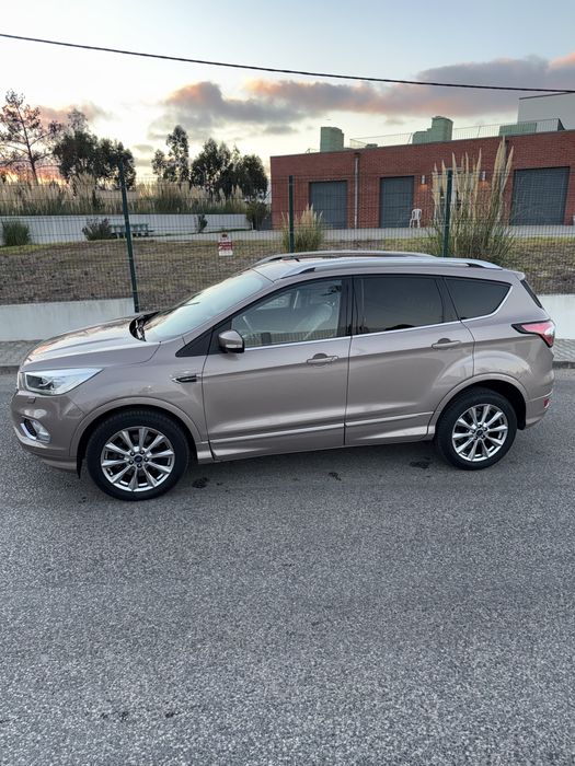 Ford kuga 2.0 TDCI Vignale 2017 automático 121.000km  4x4