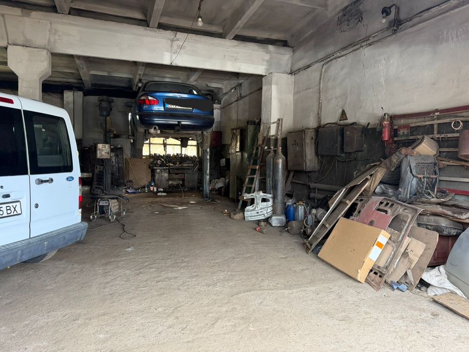 Продаж приміщення гаражи сто автосервіс
