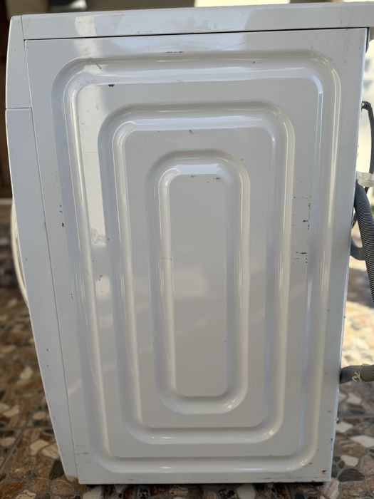 Пральна машина SAMSUNG WF81F5E5P4W