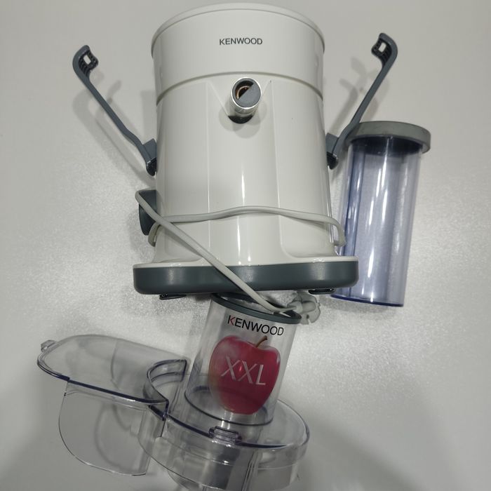 Соковыжималка Kenwood JE 680