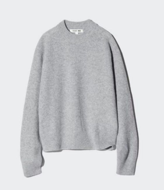 Светр 100%вовна Uniqlo , жіночий джемпер S