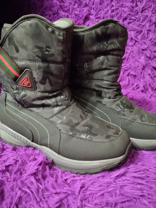 Зимові чоботи на хлопчика