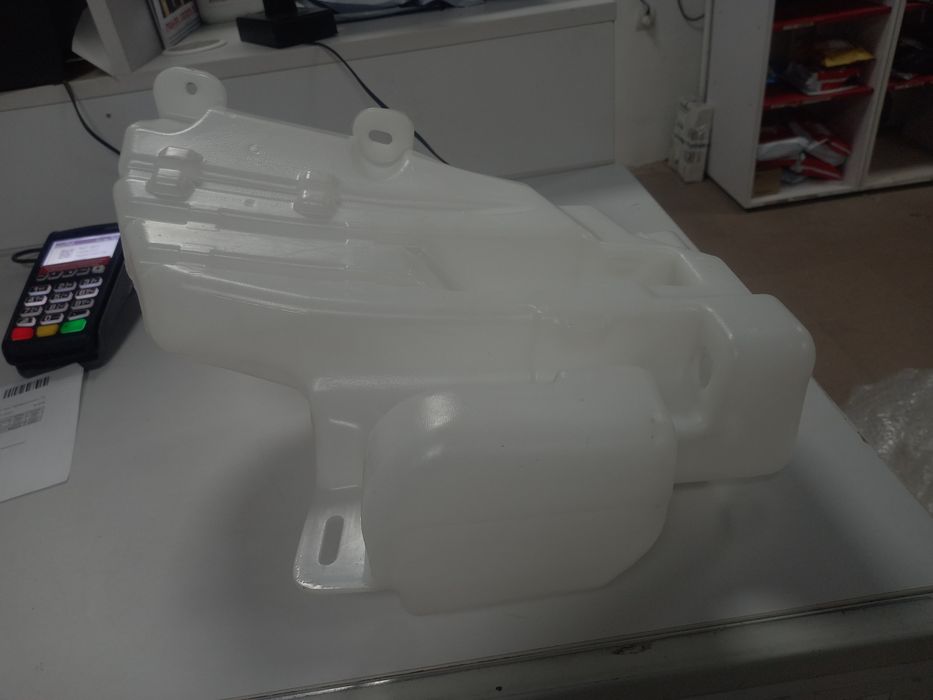 Бак для омивача на opel insignia