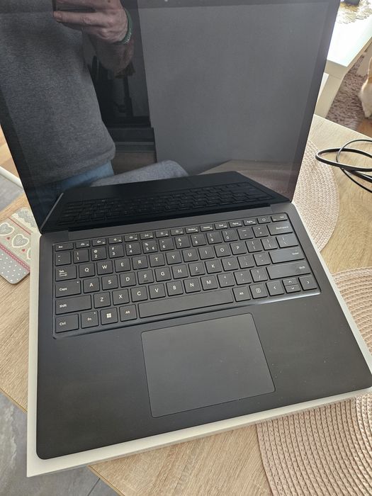 Microsoft Surface Laptop 5 13,3", 8GB ram, 512gb