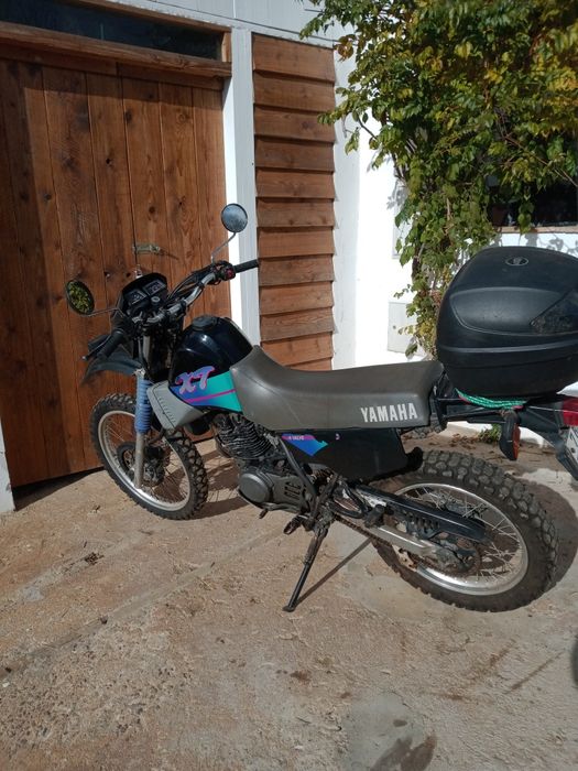 Yamaha XT 350 em bom estado