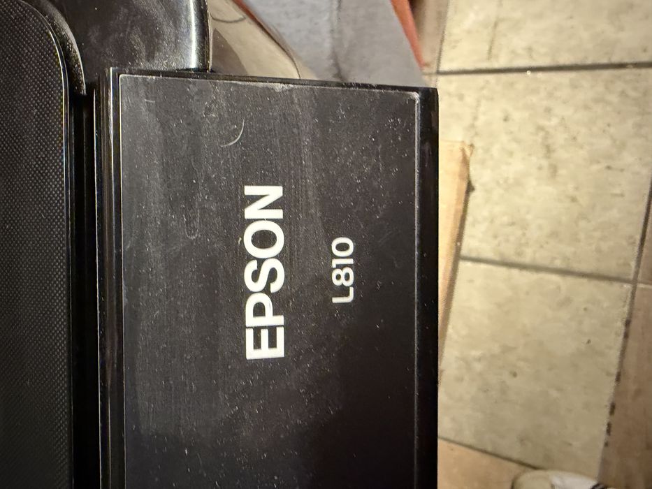 Epson L810 (drukarka fotograficzna)