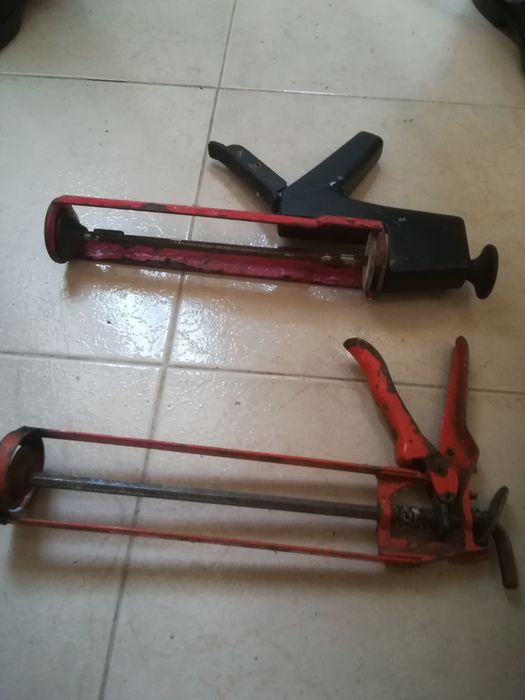 Pistolas de Silicone