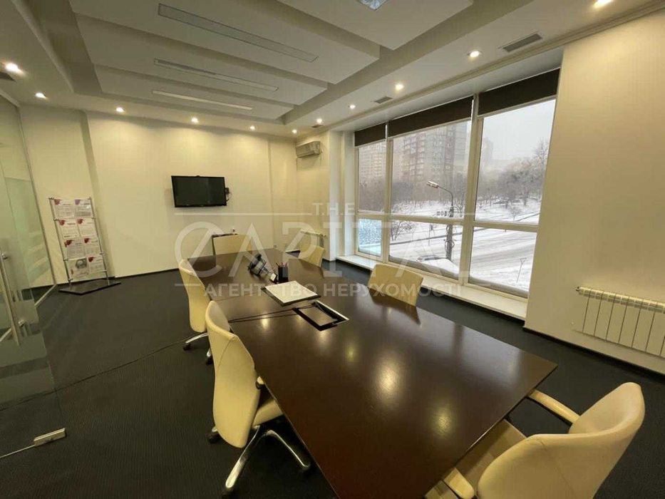Оренда офіс ціла будівля печерський район 4 поверхи