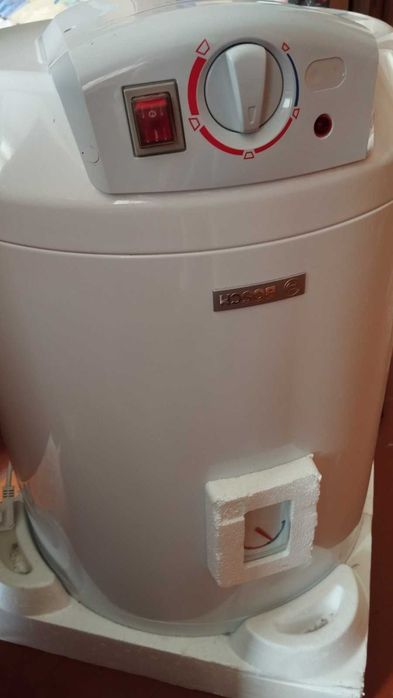 Бойлер Водонагрiвач BOSCH на 60литров