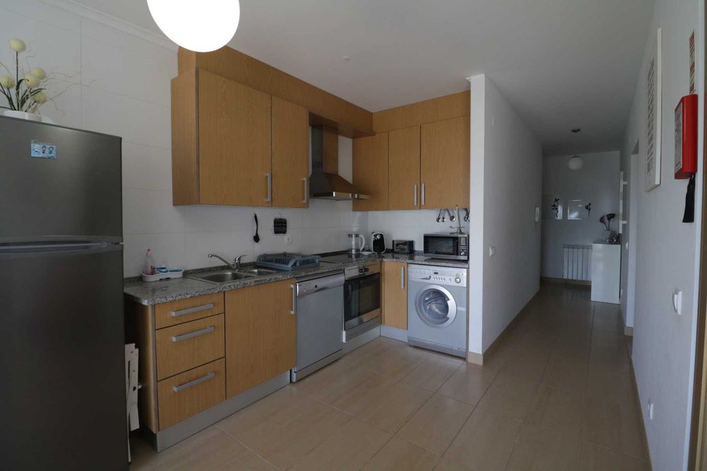 Apartamento T1 para férias com piscina e internet a 5 minutos pé praia