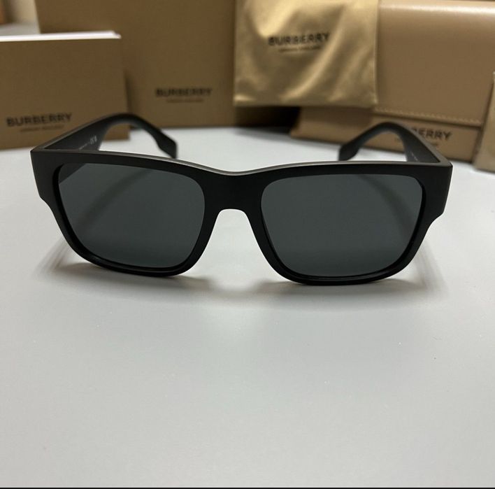 Burberry оригинал новые солнцезащитные очки мужские (NEW)