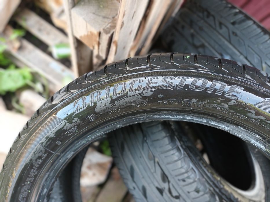 Шини 225×50R18 Bridgestone RFT