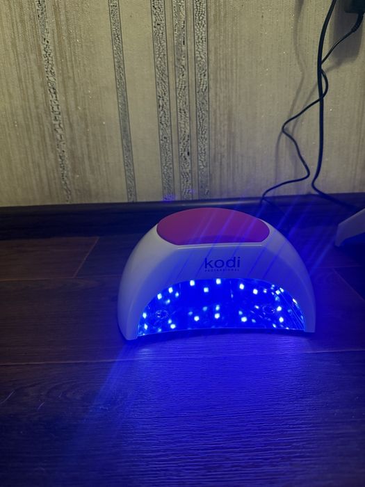 Продам лампу  Kodi