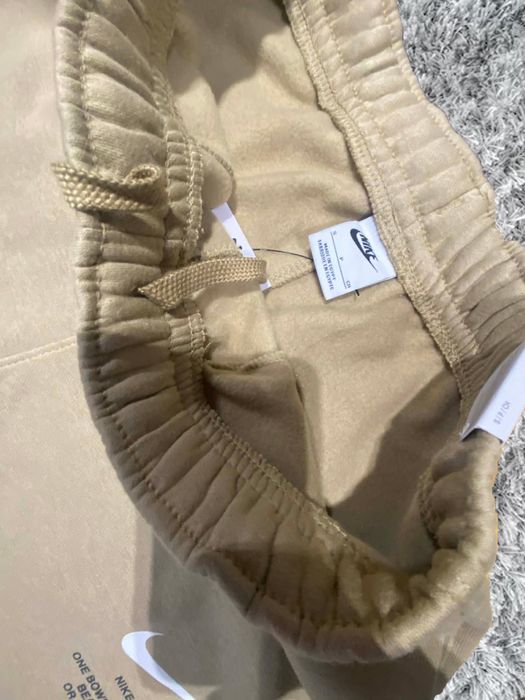 Nike spodnie Standered Length Taper Leg Regular Length