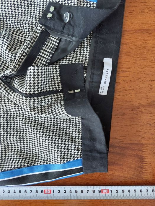 Spodnie pepitka Reserved 34