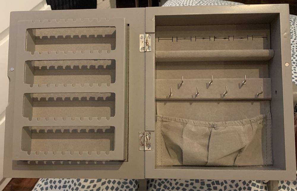 Jewelry Box with Mirror64584756908034121