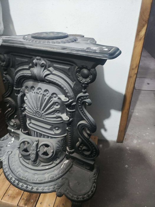 Salamandra em ferro fundido