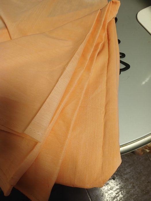 Тканини.  Крепдешин . Італія.  3м.  Сатин , паплін,  тканина на блюзку