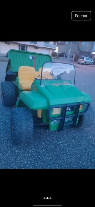 Carro automático John Deere para crianças