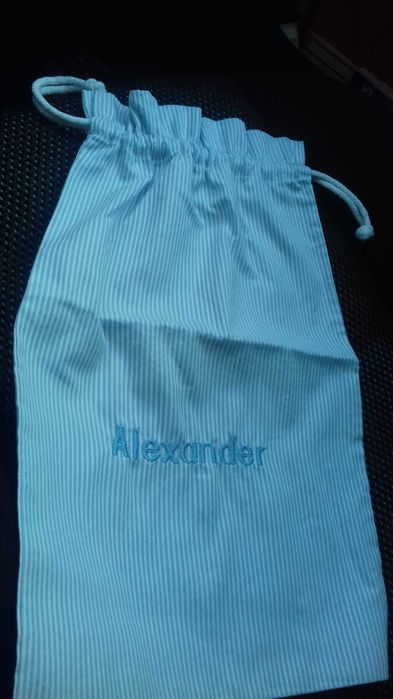 Clothes-changing bag64861906845186120