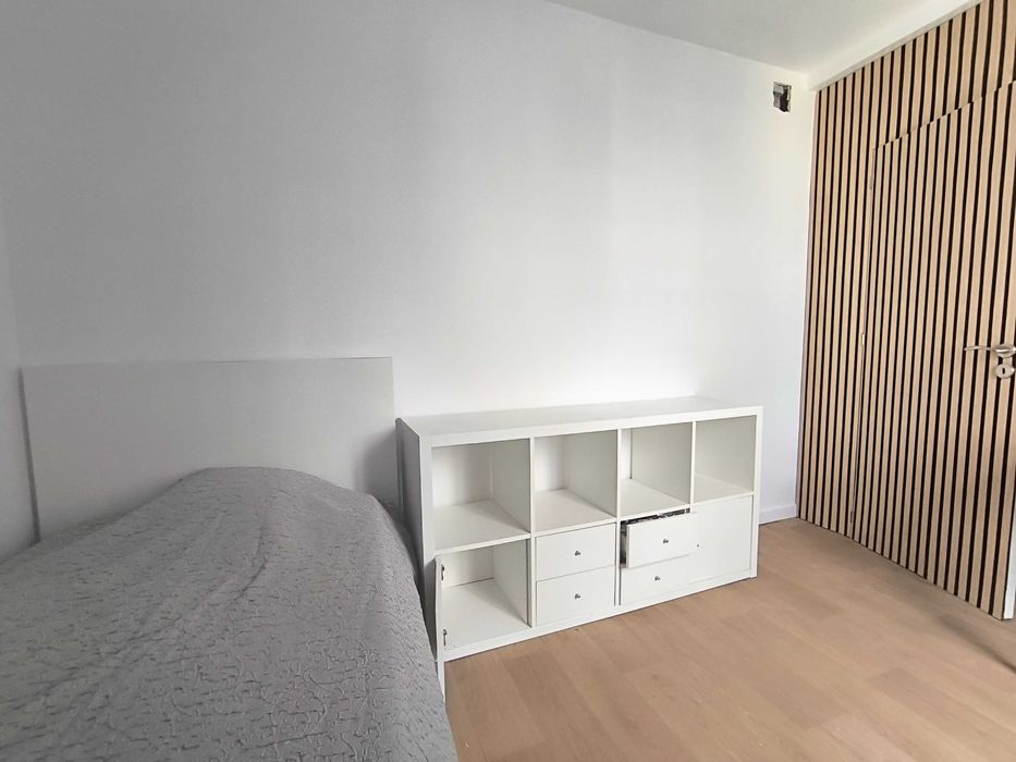 Quarto pequeno depois das obras