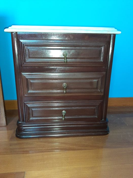 Cómoda com espelho e mesa de cabeceira madeira maciça de mo