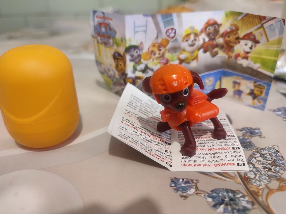 Игрушки из киндера, 
В НАЛИЧИИ ГОНЩИК(90грн) МАР