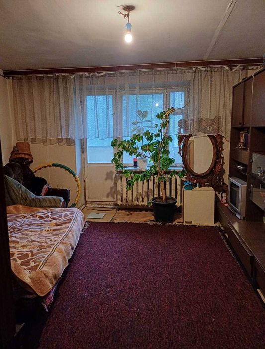 Продам 3кімнатну квартиру на Вересневій 9