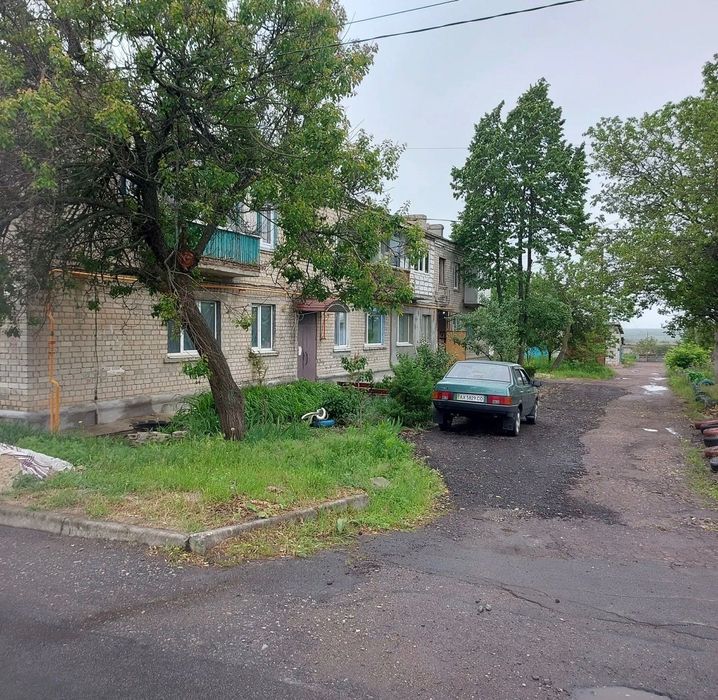 Однокімнатна квартира Лозова