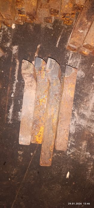 Продам токарні різці