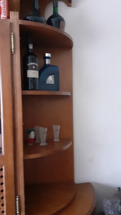 Móvel de sala em madeira