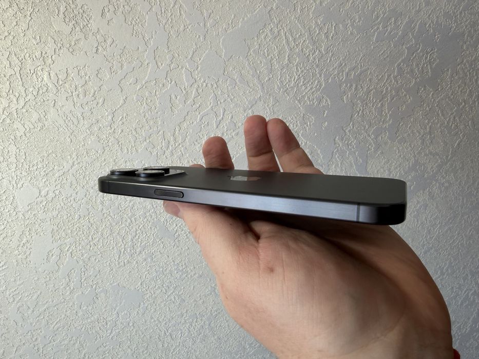 iPhone 15 Pro Max 512Gb Black Titanium Neverlock