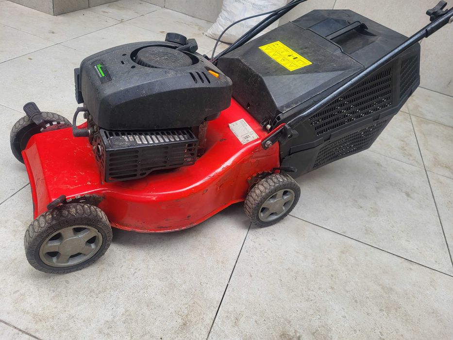 Газонокосилки бензиновые