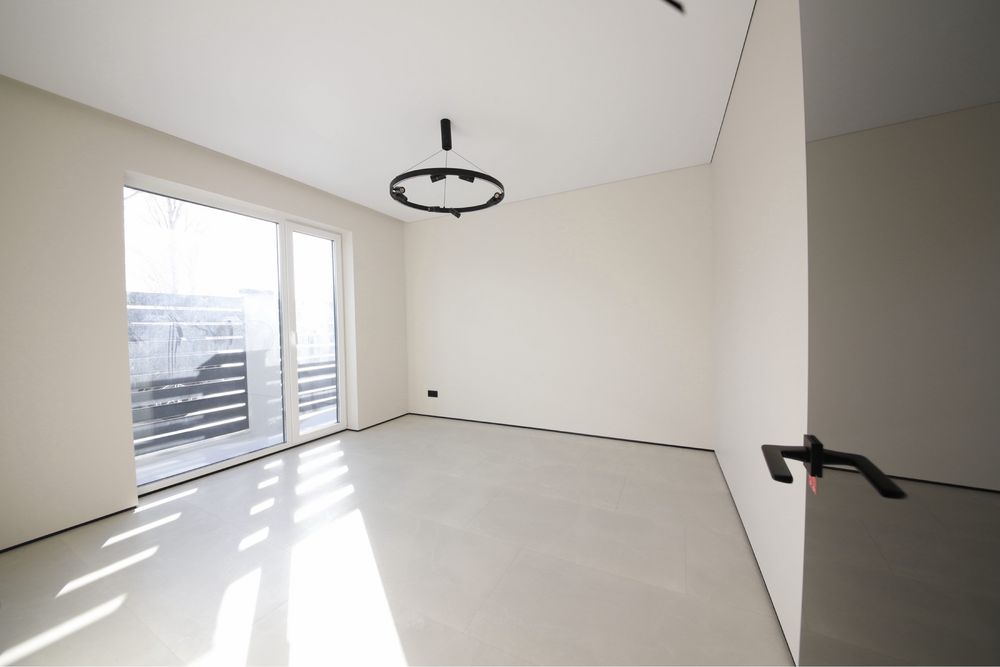 Продаж будинку дуплекс з ремонтом