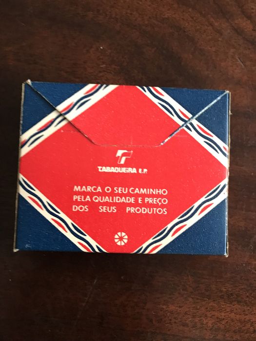 Caixa de definitivos para coleccionadores