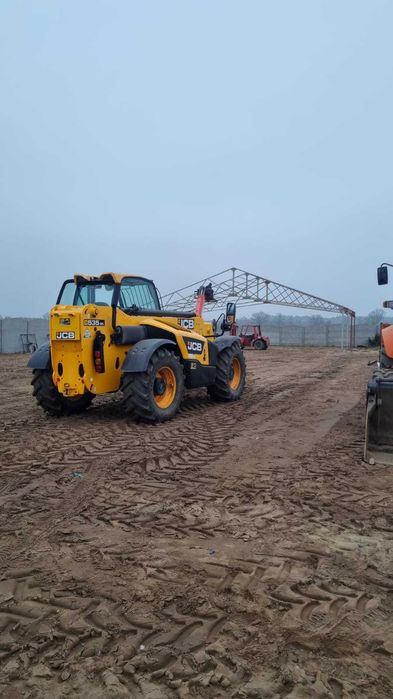 Wynajem ładowarek teleskopowych budowlanych i rolniczych