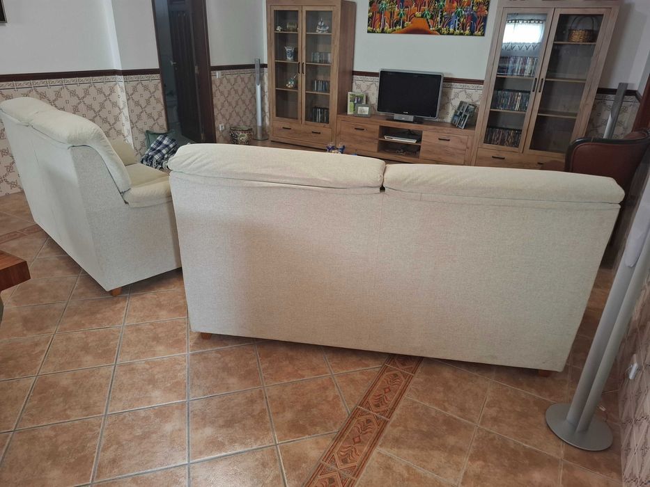 Conjunto de Sofás 3 + 2 + PUF – EXCELENTE ESTADO!