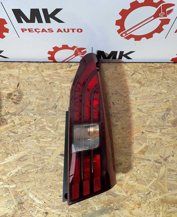 Farolim traseiro direito Peugeot Rifter 2021