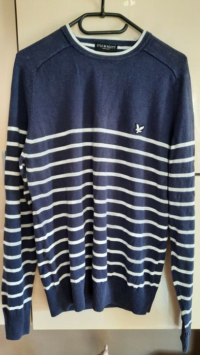 Świetny sweterek Lyle &Scott rozm.M