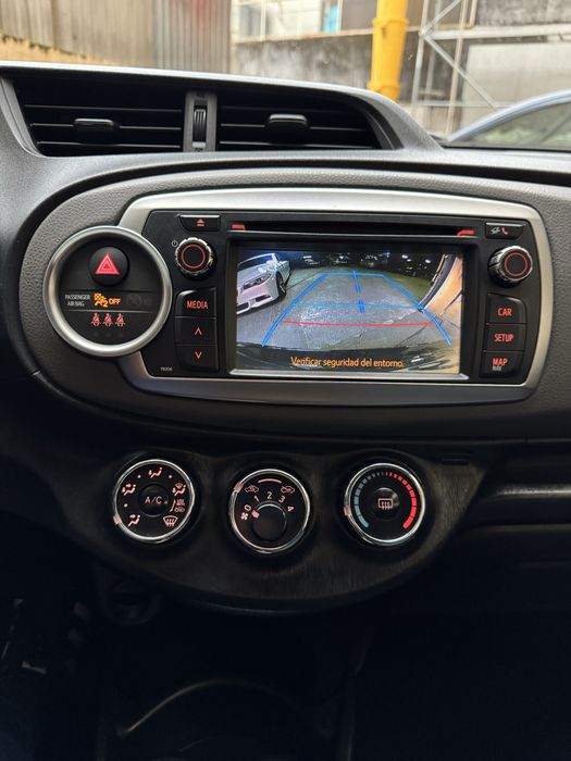 Toyota Yaris 1.0 VVT-i - Sport - Gasolina - Nacional