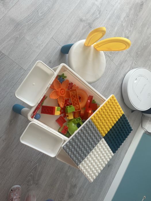 Стіл та крісло стілець конструктор 70 деталей для найменшеньких