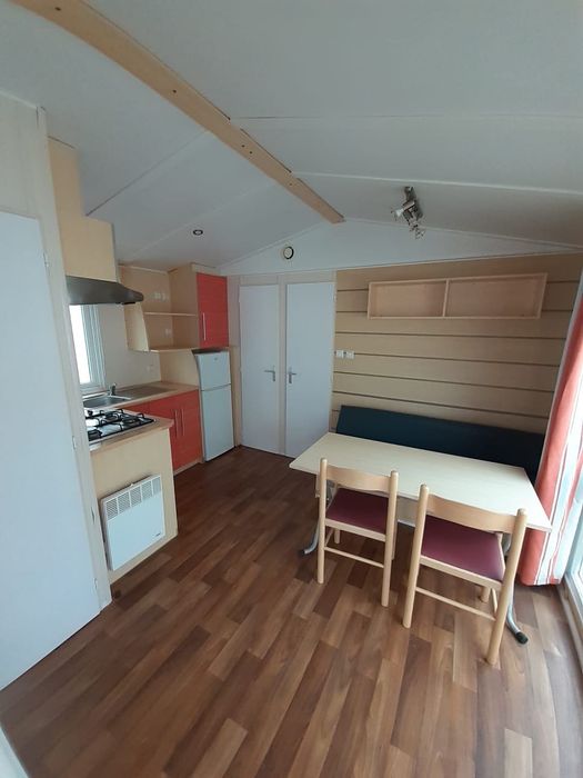 * CASA PRÉ-FABRICADA MÓVEL IRM LOGIA 8X4 METROS EM BEJA.