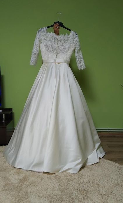 Весільне плаття для нареченої.