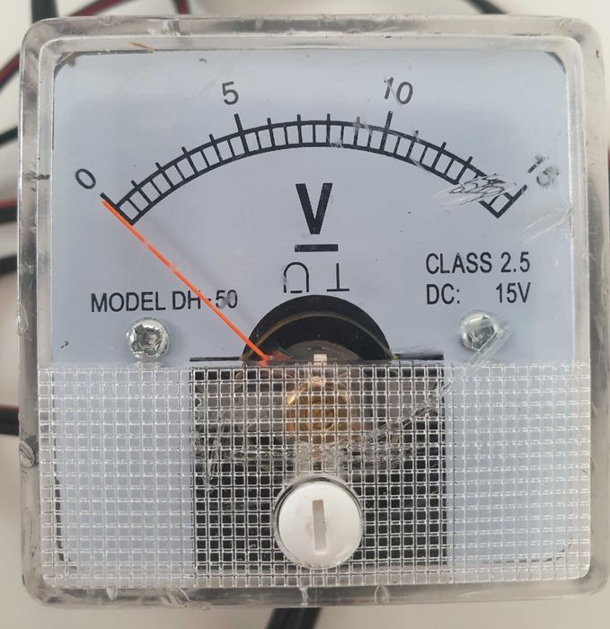 Woltomierz analogowy DH-50 BEZPIECZNIK krokodylki