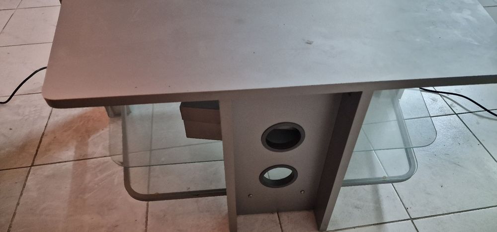 Mesa para televisão