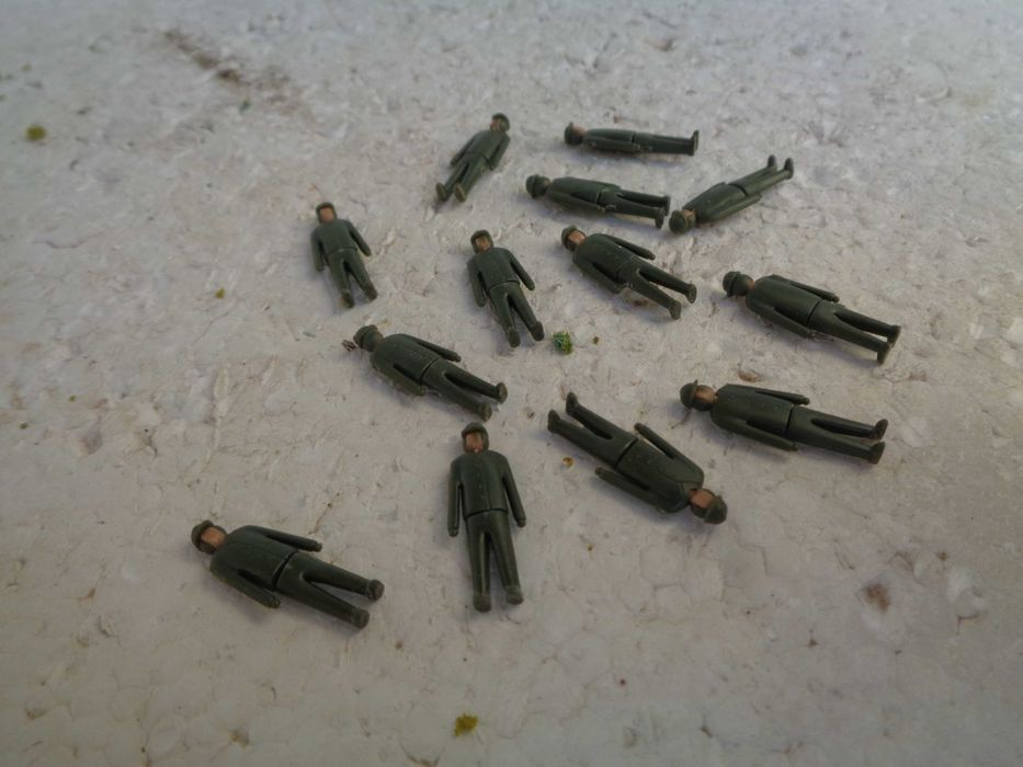 1:87 Lote de 10 bonecos soldados