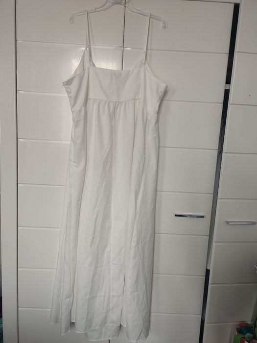 Nowa biała elegancka sukienka rozmiar 50 Boohoo