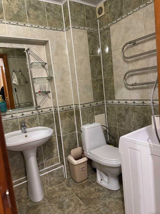 (3) Продам 3-кімнатну квартиру Ленінський район 1736