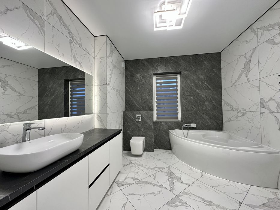 Будинок 120 м2 з ремонтом в закритому котеджному містечку. Буча